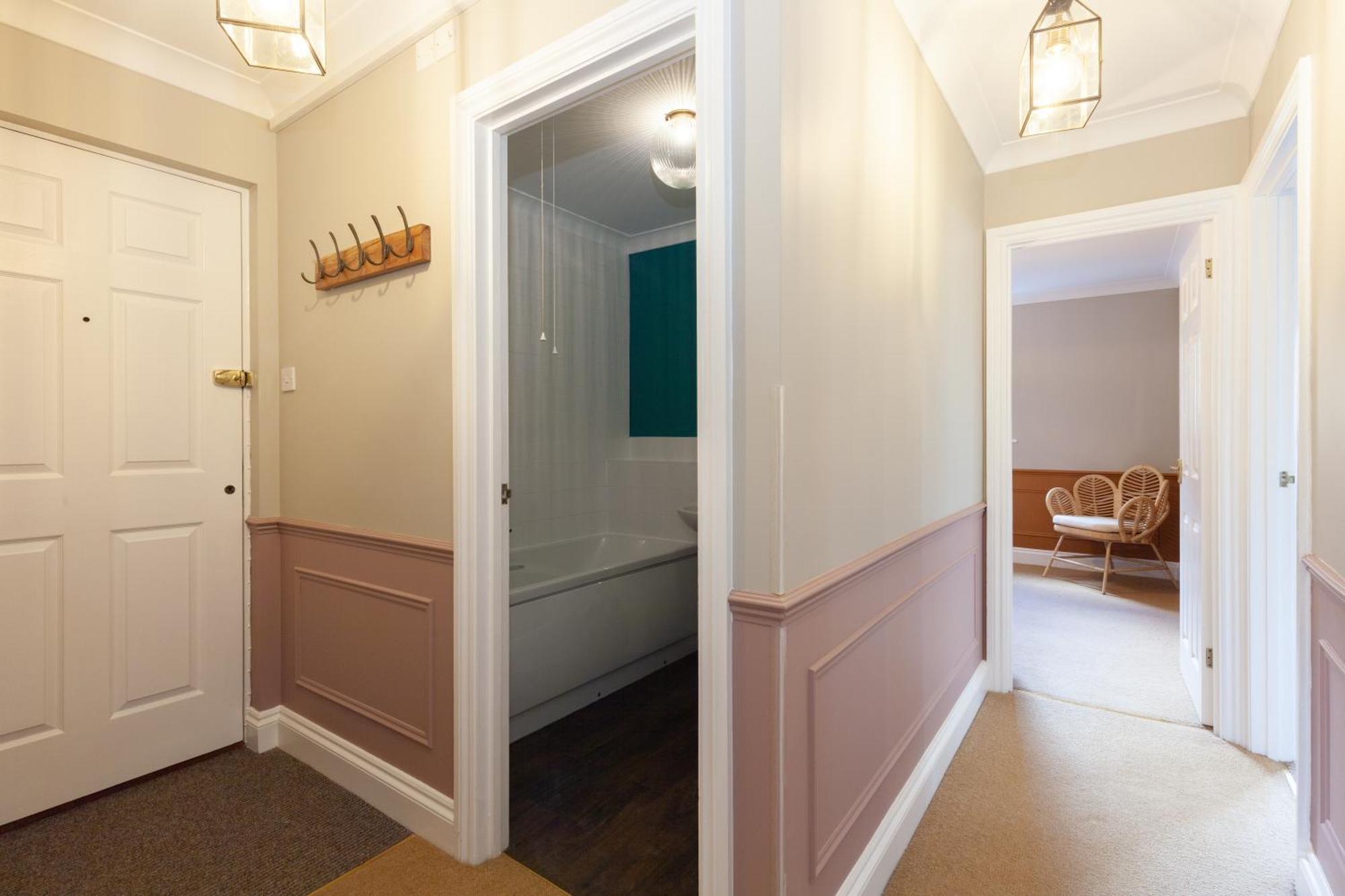 Apartamento A Gem Nestled In The Heart Of With Parking! Oxford