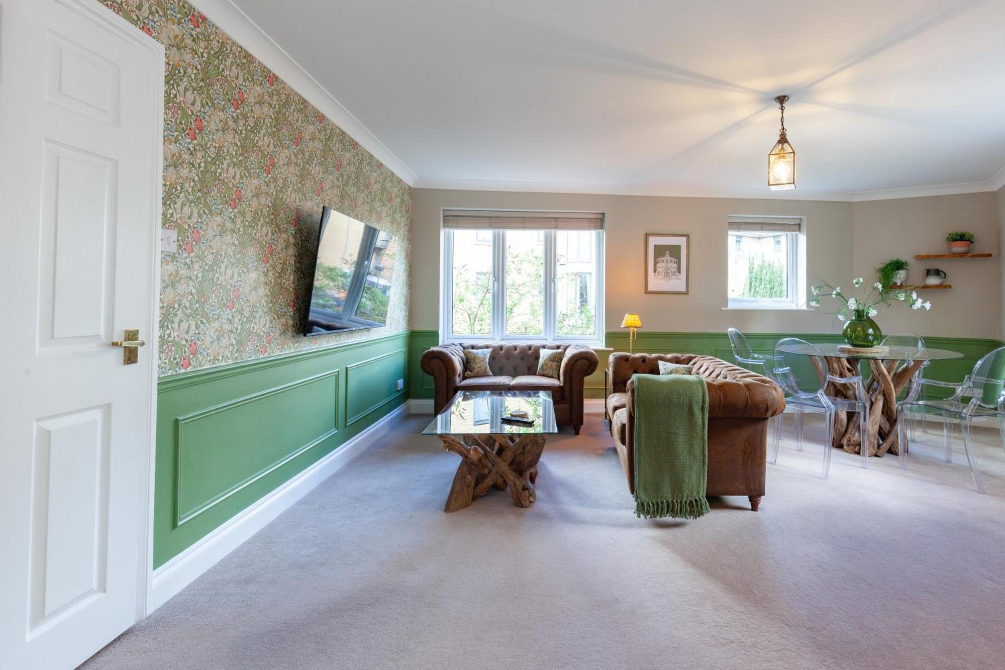 A Gem Nestled In The Heart Of With Parking! Apartamento *