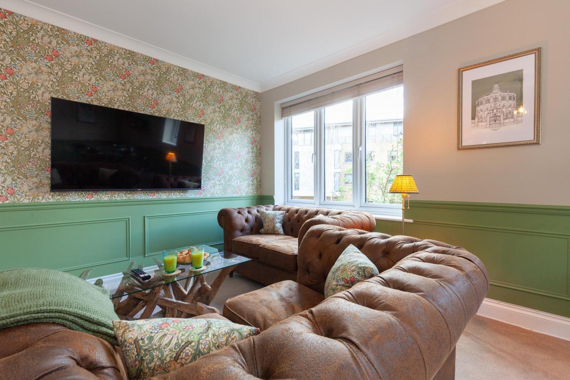 A Gem Nestled In The Heart Of With Parking! Apartamento Oxford